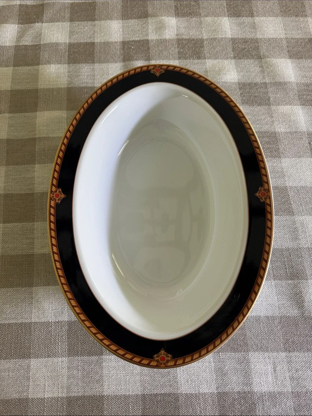 Wedgwood Embassy Collection Southbury Navy and Gold Trim Oval Serving Bowl